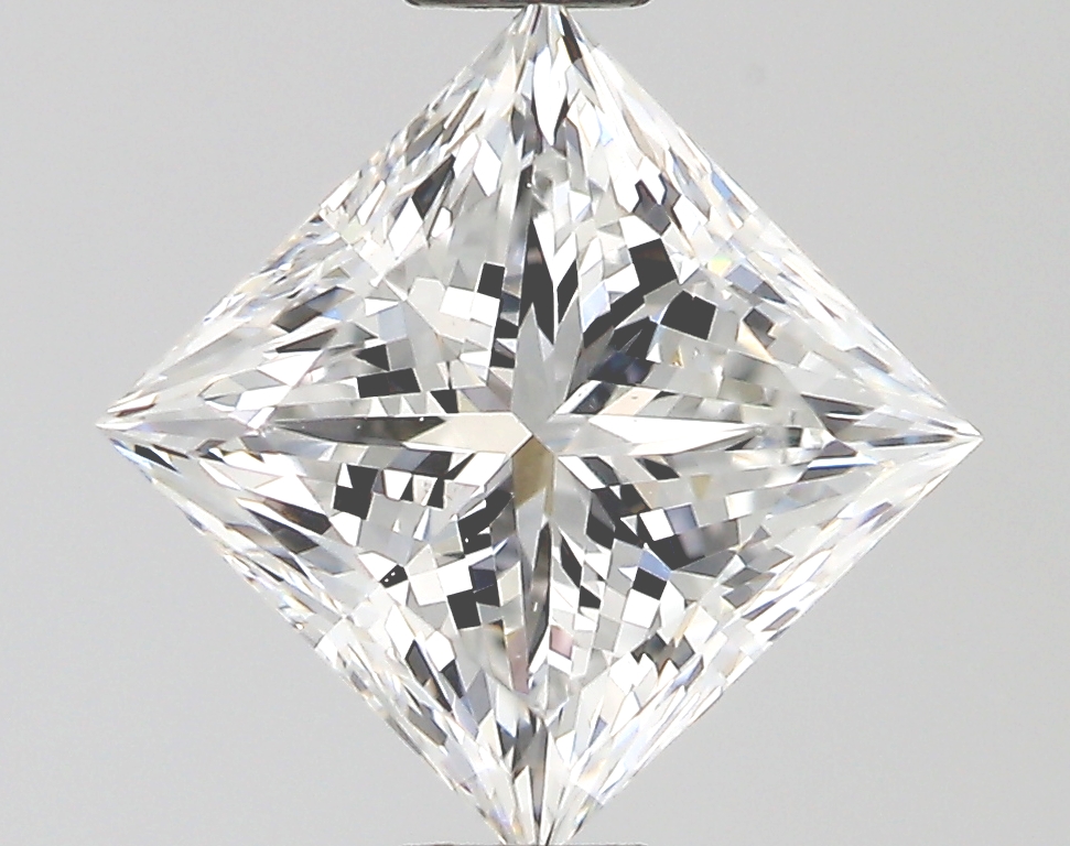 GIA-1438209547